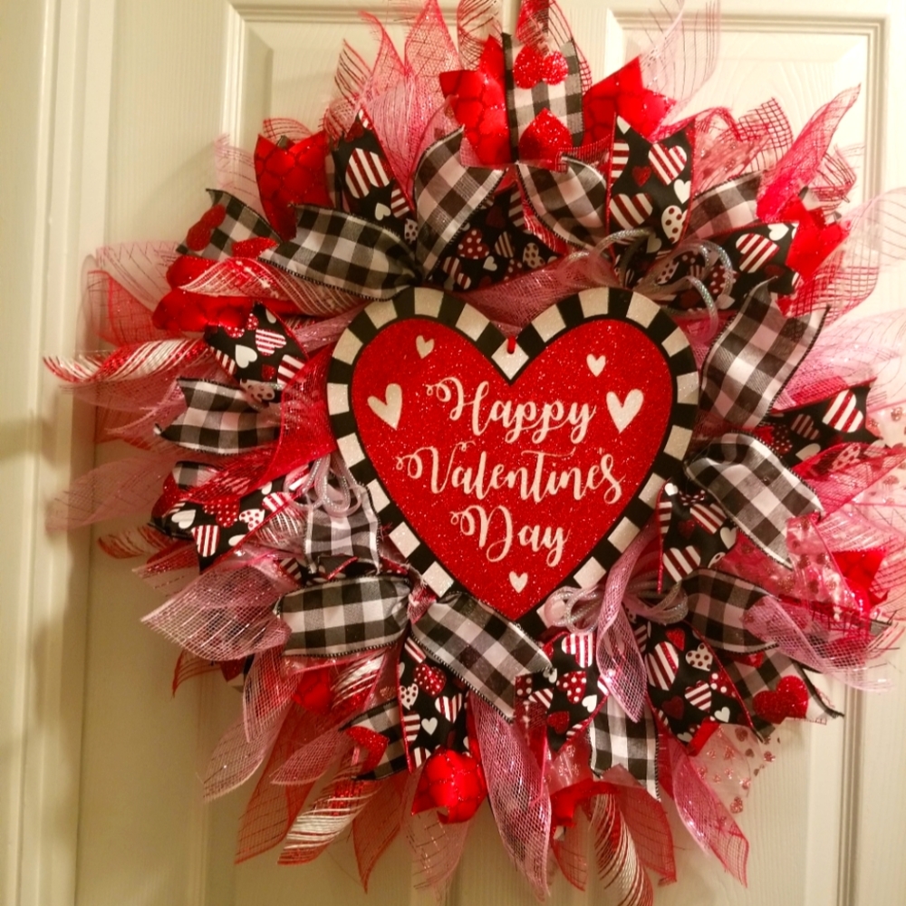 Valentine's mesh wreath